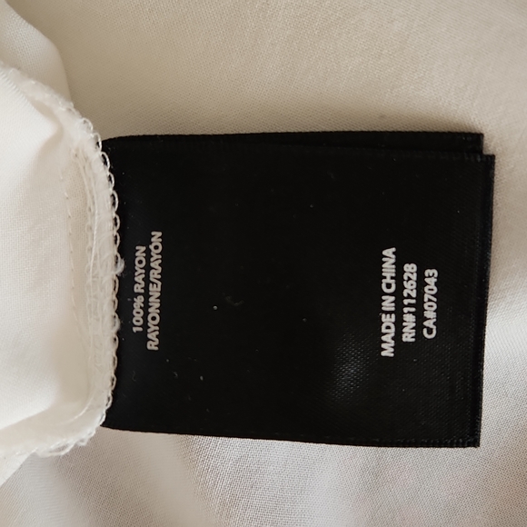 M Tahari Blouse - Picture 5 of 6